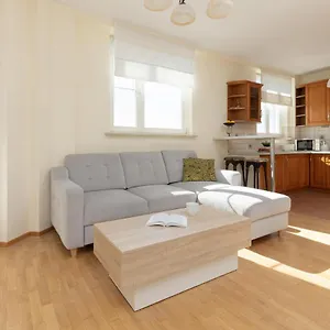 Belgradzka By Renters , Warszawa Polska